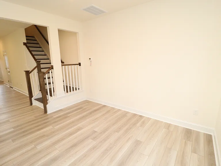 961 Kensley Grove Ln — Photo 15