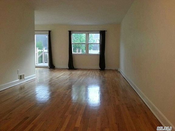 3rd image of 1548 208th St #1