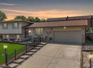 2829 E Turtle Creek Dr, Fairfield, OH 45014