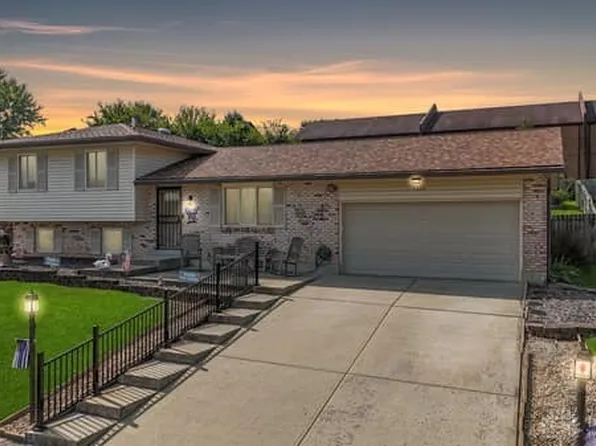2829 E Turtle Creek Dr, Fairfield, OH 45014