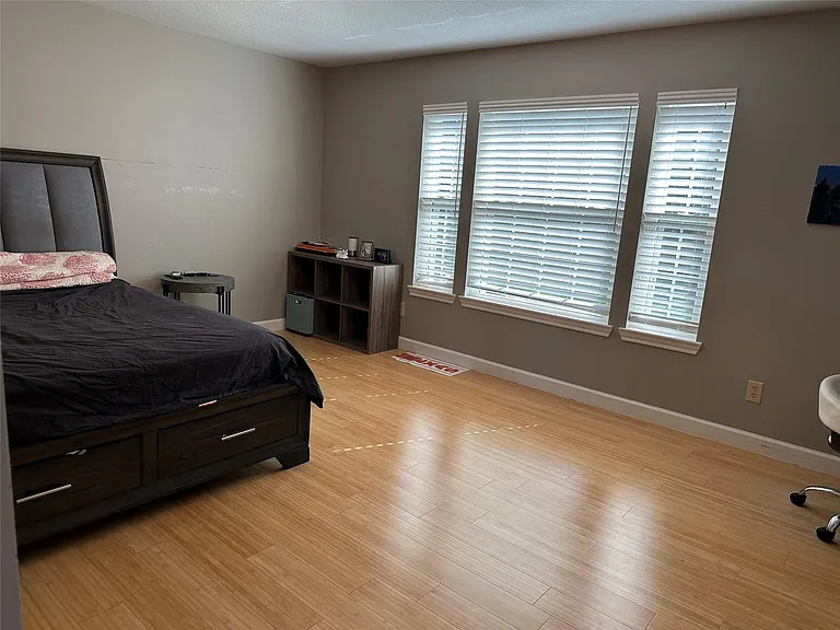 4634 Grand Cayman Dr — Photo 23