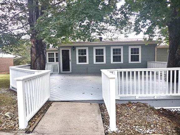 3rd image of 3801 Westview Dr NE