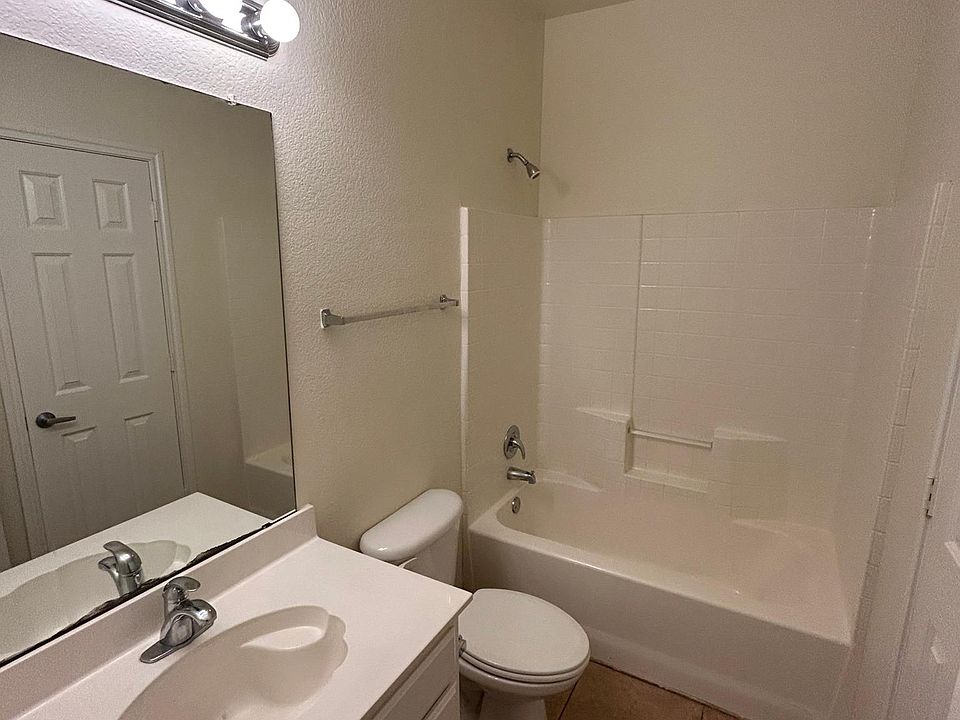 1st image of 1168 Sunderland Ln