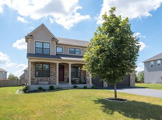 15703 S Portage Ln, Plainfield, IL 60544