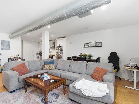 2nd image of 520 Palisade Ave APT 301