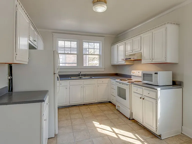 2512 Natchez Trce #A — Photo 21