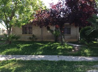 802 N Poplar Ave, Fresno, CA