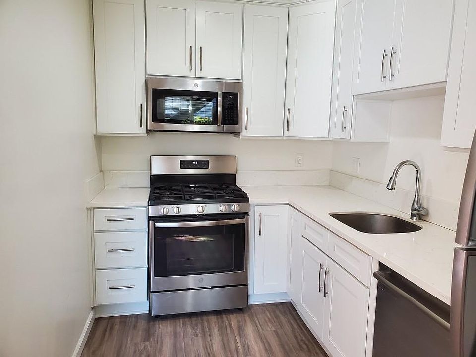 2nd image of 12940 Walsh Ave #4