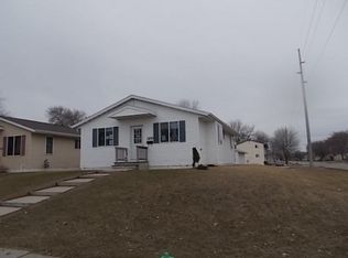 1100 Vanderbraak St, Green Bay, WI 54302