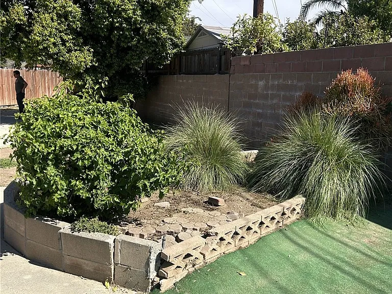 5442 N Ranger Dr — Photo 4