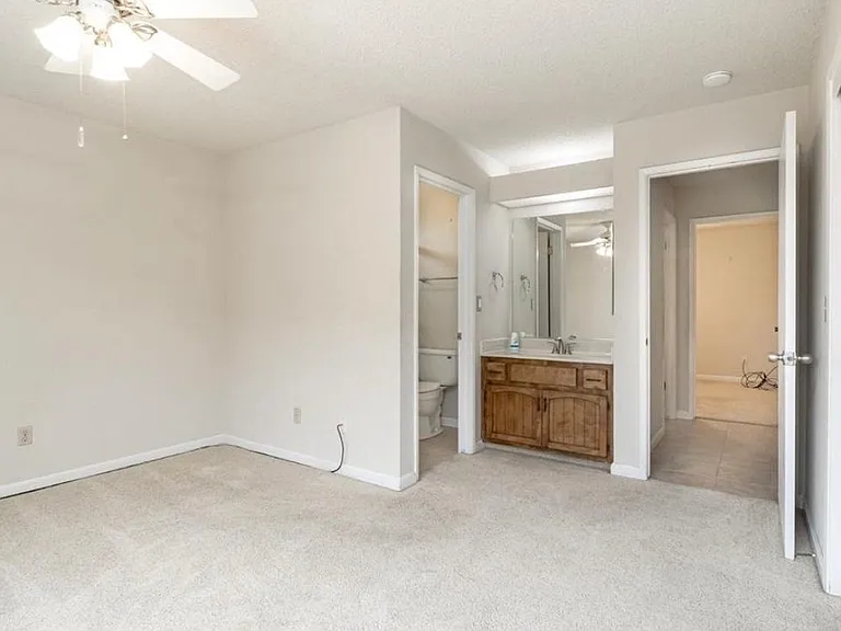 2080 Dels Ln — Photo 10