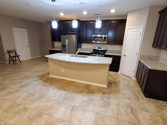 4th image of 2441 Caney Oaks Dr E