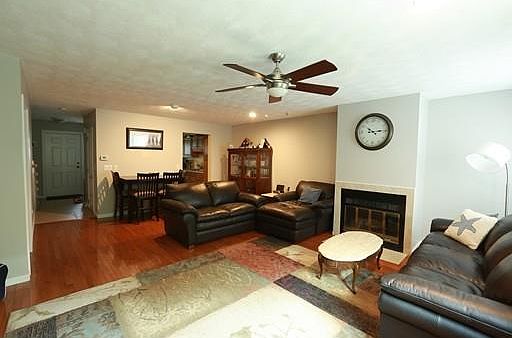 2nd image of 131 Laurelwood Dr