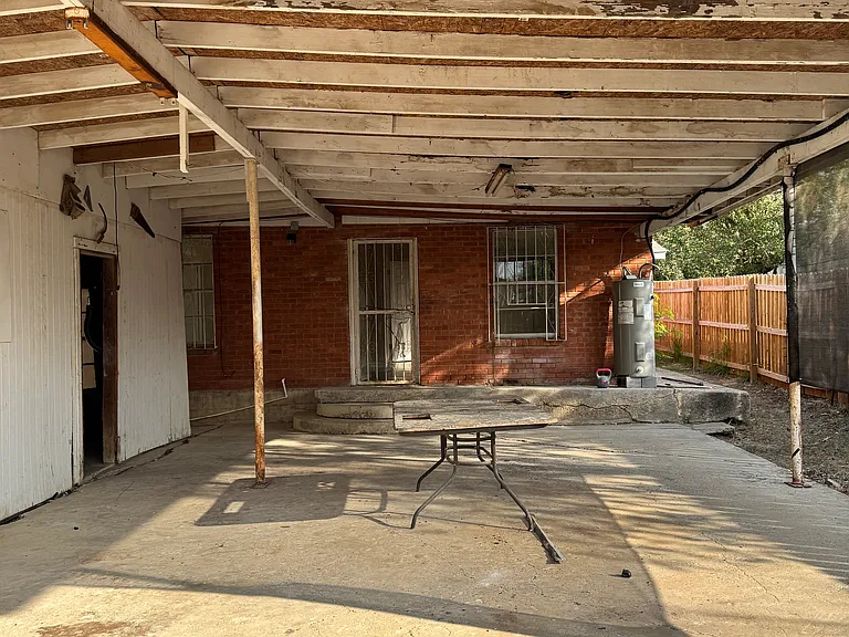 3413 Pine St — Photo 12