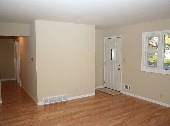 LIving Rm