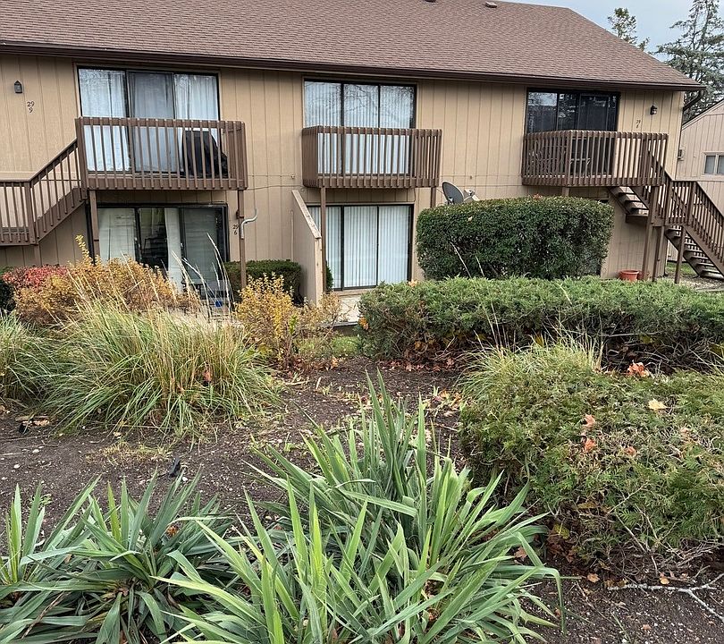 1st image of 29 Jamaica Colony APT 5