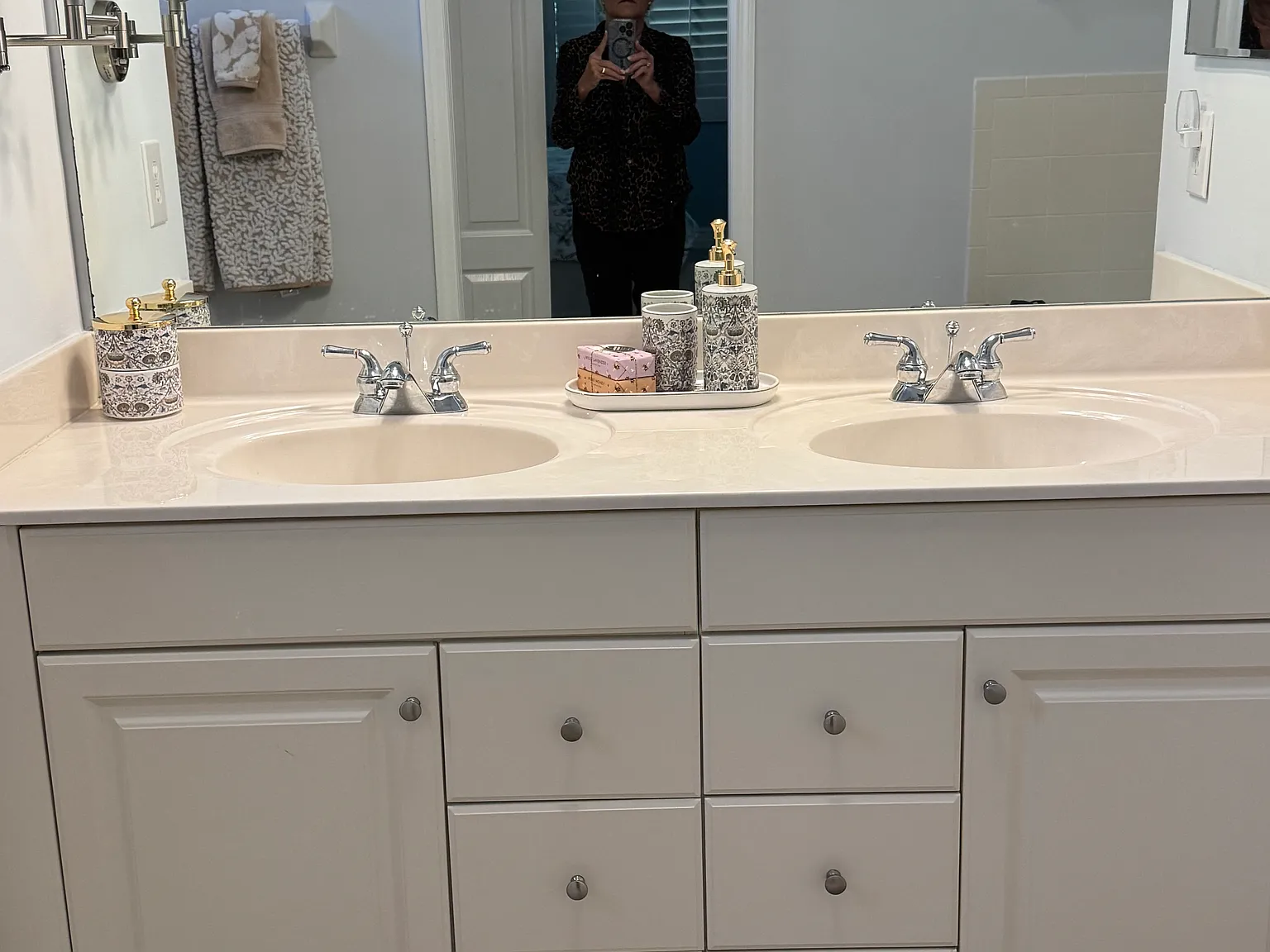 3 bed, 1742 sqft, $4,200 — Photo 2