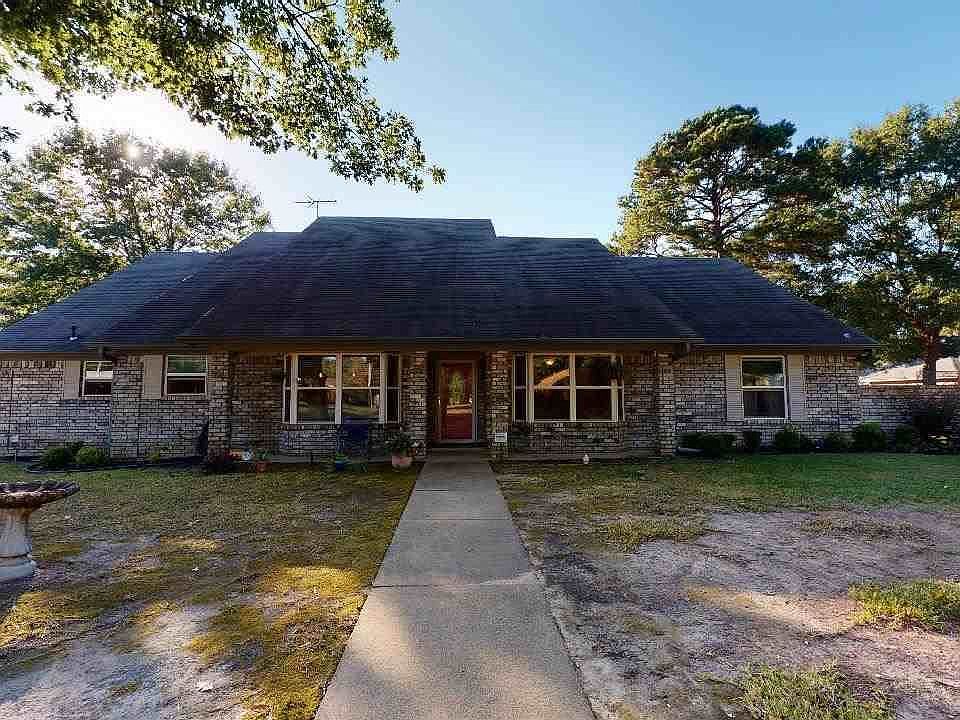 1st image of 35 Meadowview Dr