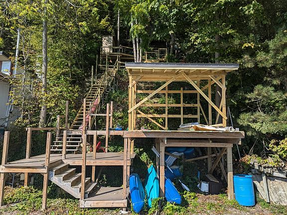 3rd image of 1689 Long Point Beach Rd