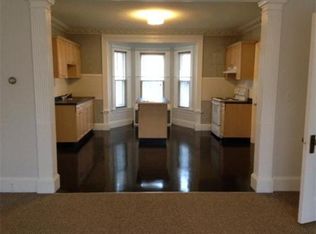 392 Somerset Ave APT 1, Taunton, MA 02780