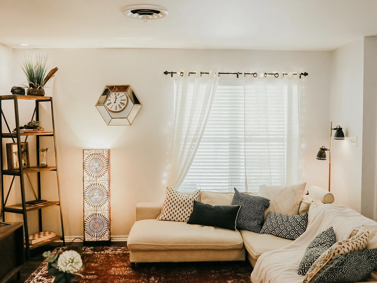 3 bed, 1129 sqft, $2,500 — Photo 4