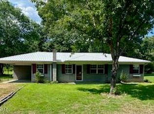 176 Revell Rd, Grenada, MS 38901