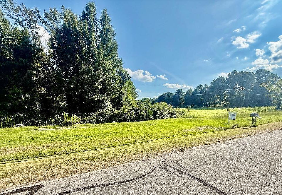 1st image of 1618 Lakewood Rd
