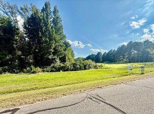 1618 Lakewood Rd, Four Oaks, NC 27524