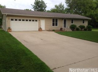 715 S Litchfield Ave, Litchfield, MN 55355