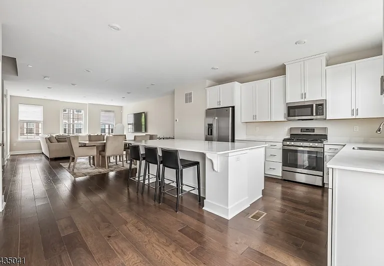 3 Coogan Ct — Photo 2