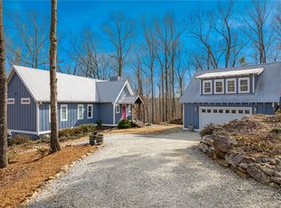 204 Serenity Dr, Pickens, SC 29671