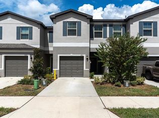 8211 Crescent Oaks Dr, New Port Richey, FL 34655