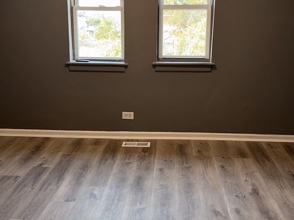 5th image of 1619 S Harding Ave #3