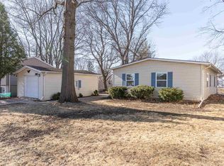 3912 Latham St, Rockford, IL 61103