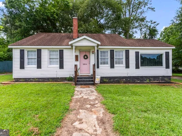 504 Zebulon St, Barnesville, GA 30204