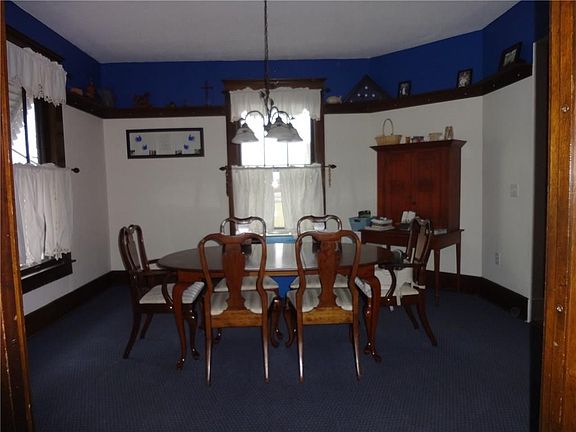 4th image of 617 N Ireland St