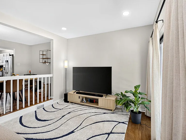 22 Bradovra Ct — Photo 8
