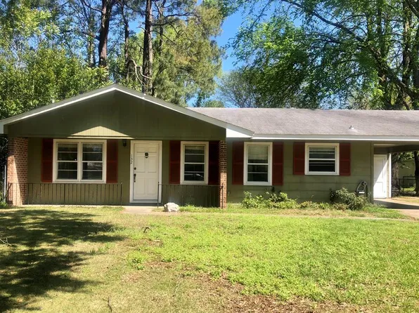 132 Teresa Dr, Greenville, MS 38701