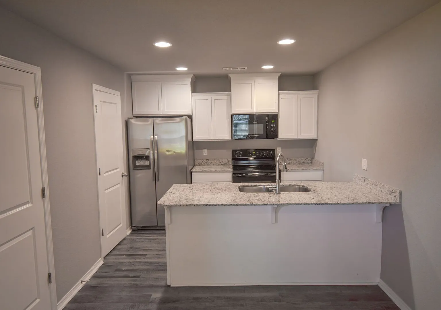 3 Bedroom 2 Bath Duplex in Prairie Grove, AR — Photo 4