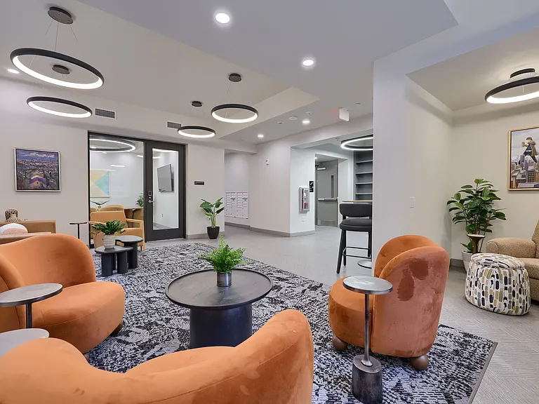 Gallery 118 — Photo 36