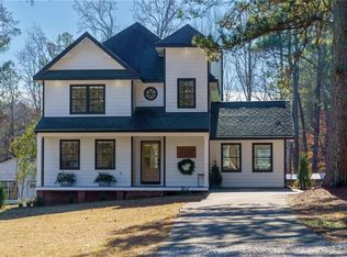 8404 Majors Rd, Cumming, GA 30041