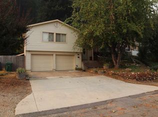 56 Crest View Dr, Quincy, CA 95971