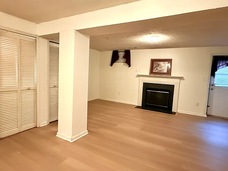 3340 Hollow Ct — Photo 12