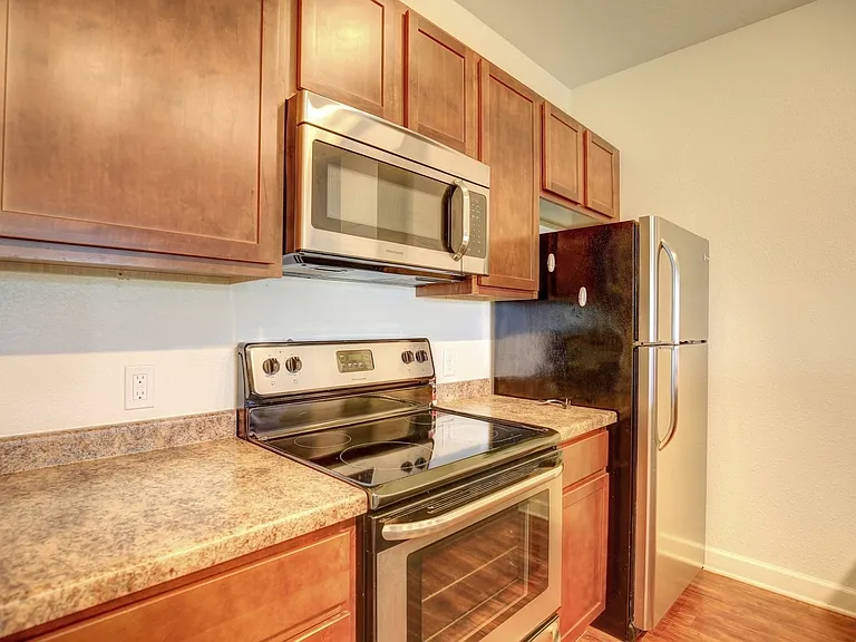 706 Inverness Rd — Photo 41