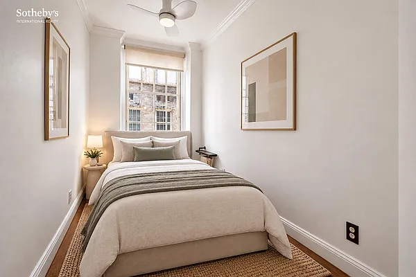 Bedroom, photo 2