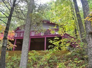1490 Little Creek Rd, Hendersonville, NC 28792