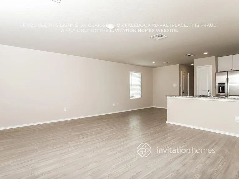 14642 Source Cir — Photo 6