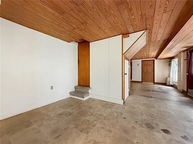 627 N Olympia St #B — Photo 5