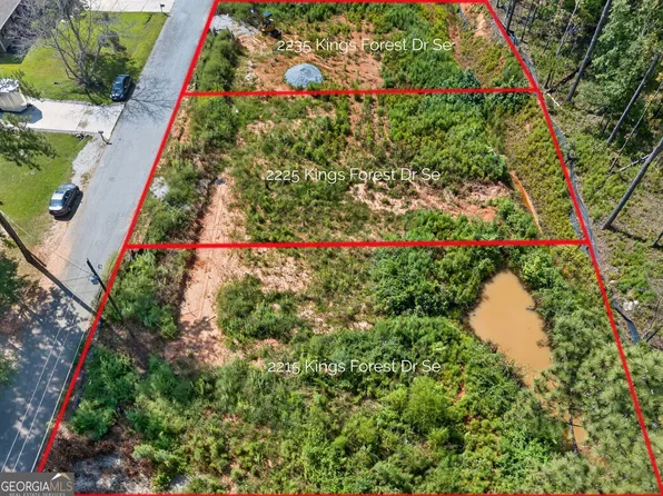 2215 Kings Forest Dr SE, Conyers, GA 30013