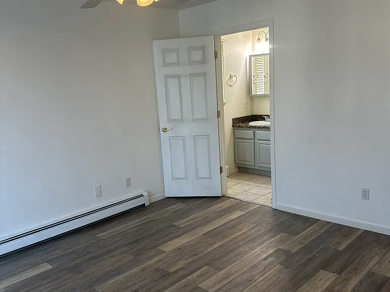 488 Coronado Ct #D — Photo 9